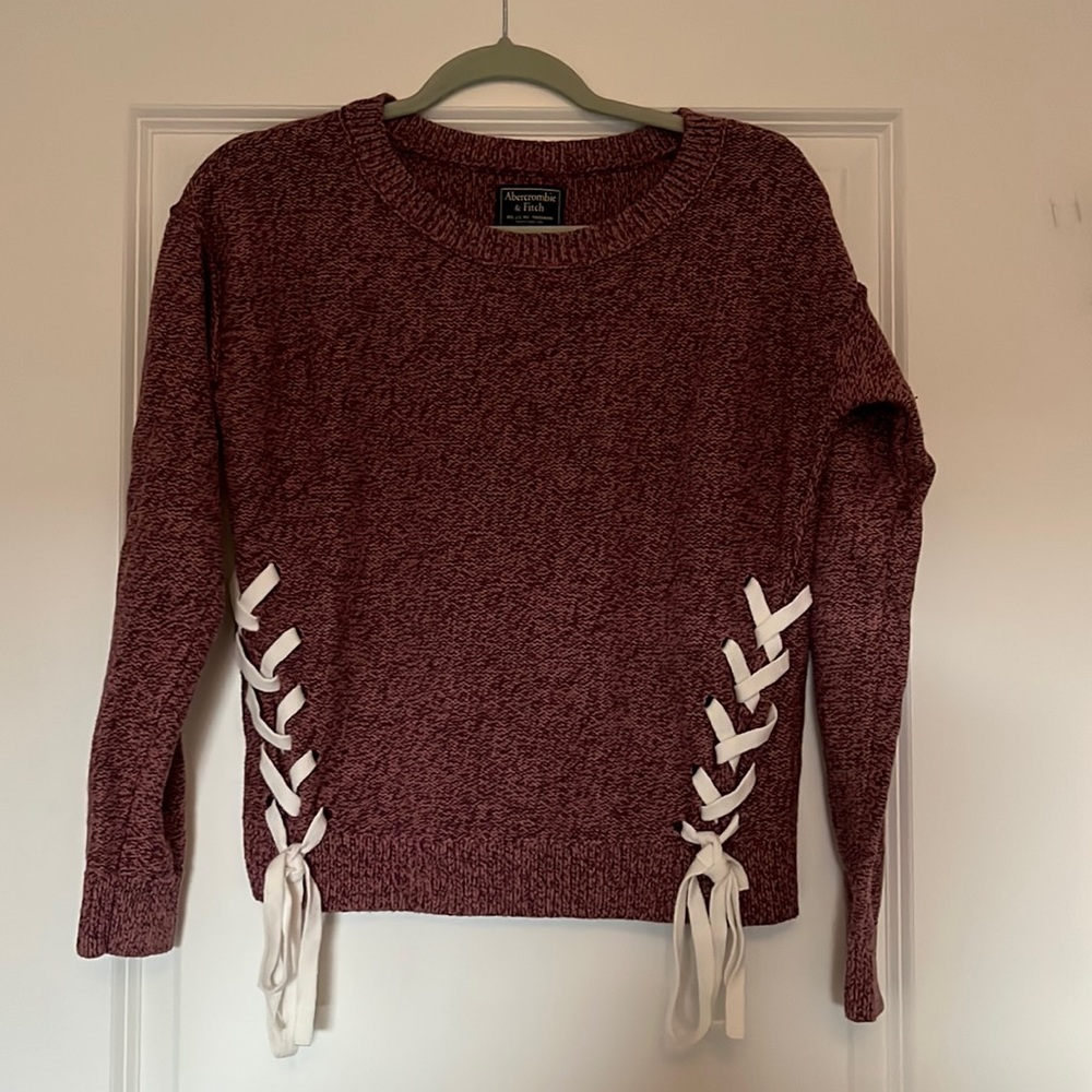 Abercrombie and Fitch maroon sweater with tie sides